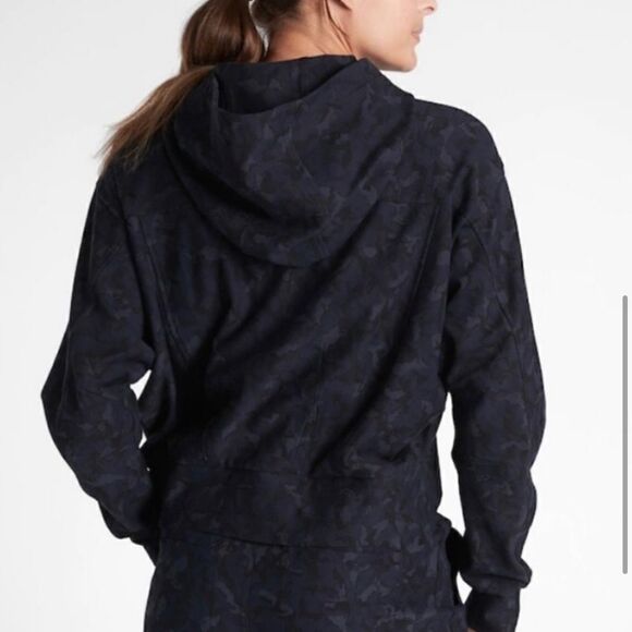 Athleta Farallon Cropped Sweatshirt Blue Camo - Picture 11 of 11
